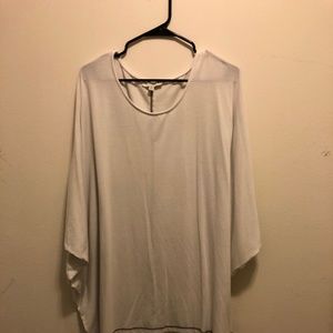 Umgee White Poncho Style Blouse